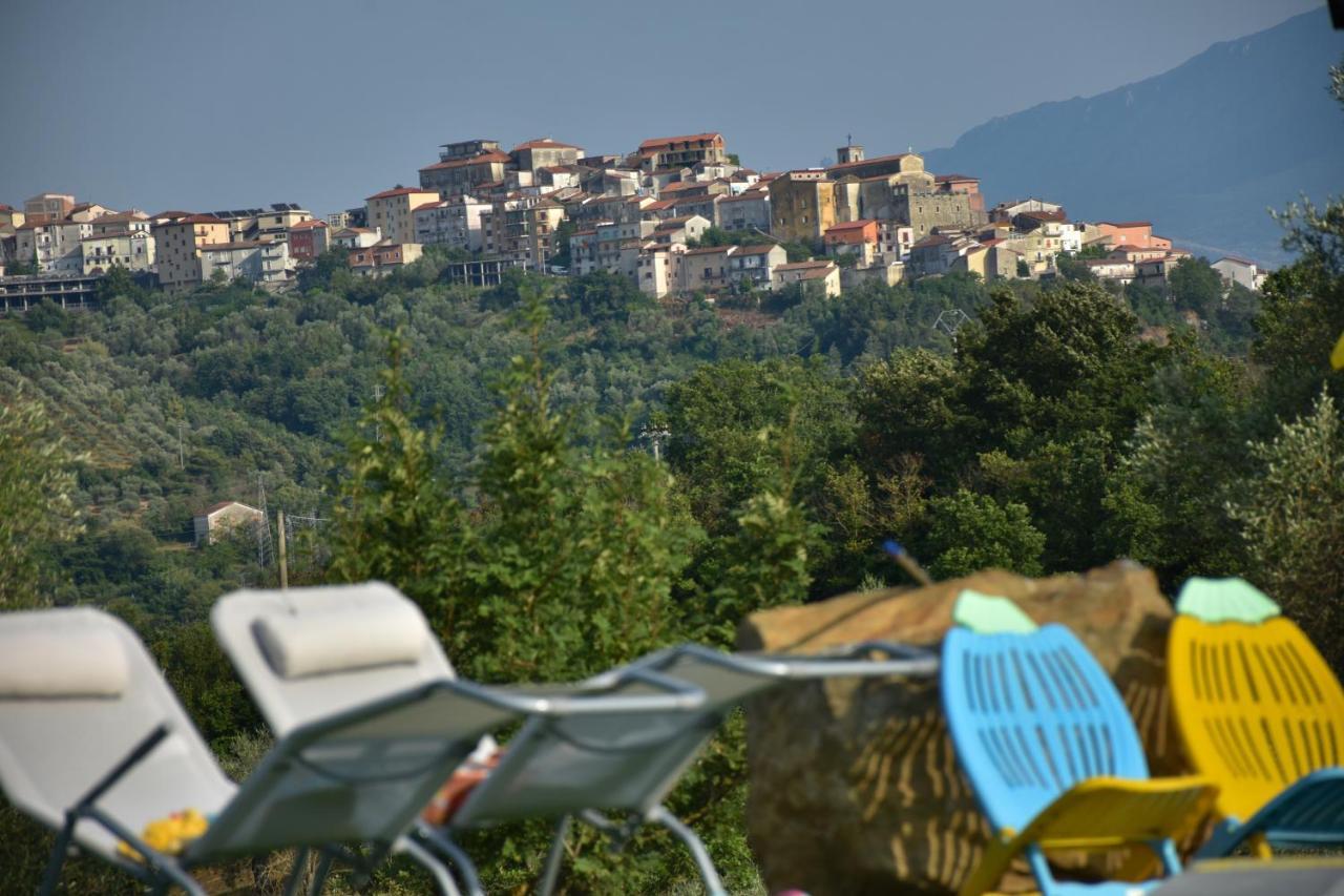 Agriturismo B&B Il Rifugio Di Nino คอนตูร์ซี ภายนอก รูปภาพ