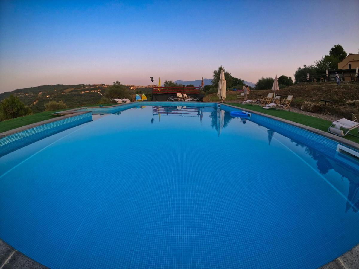 Agriturismo B&B Il Rifugio Di Nino คอนตูร์ซี ภายนอก รูปภาพ