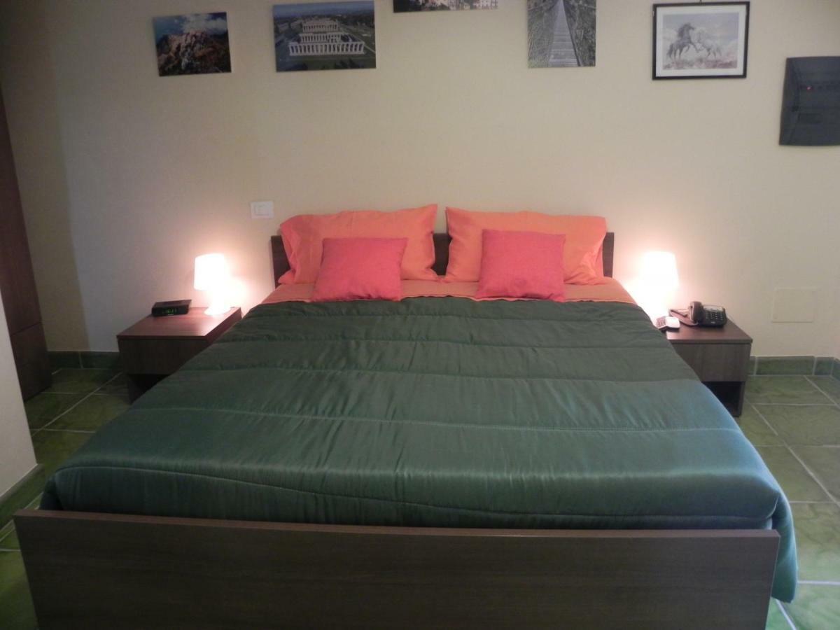 Agriturismo B&B Il Rifugio Di Nino คอนตูร์ซี ภายนอก รูปภาพ