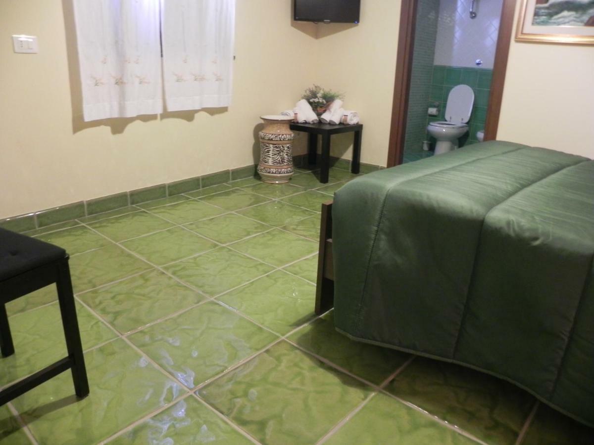 Agriturismo B&B Il Rifugio Di Nino คอนตูร์ซี ภายนอก รูปภาพ
